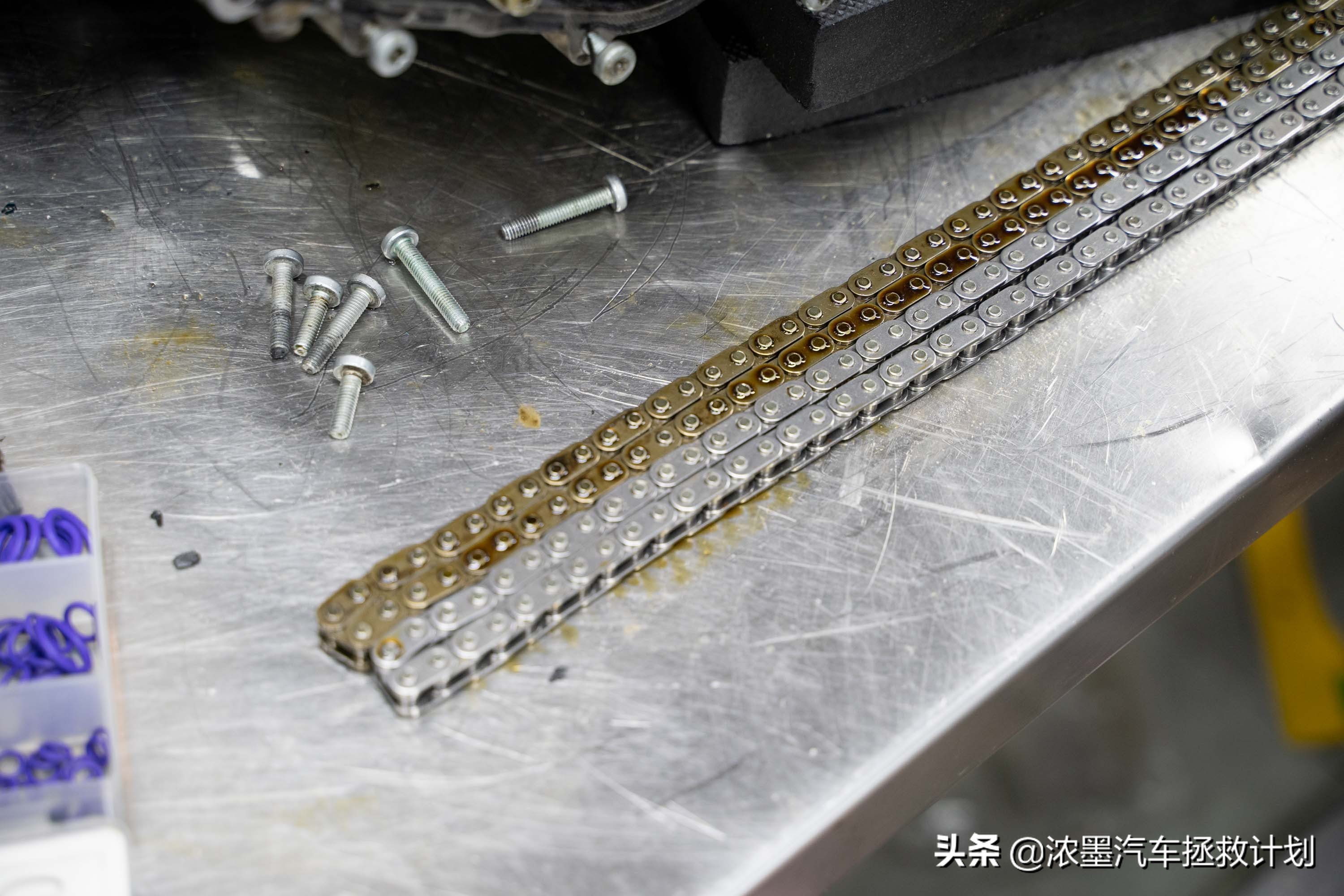 「迟暮英雄」整修一台十多年前的奥迪A6发动机，治理烧油烧水