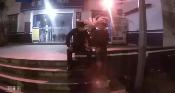 知名女网红月薪曝光：以为钱好赚，是年轻人的错觉