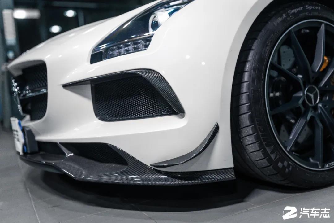 大陆仅十台的SLS AMG Black Series，零距离感受奔驰超跑的巅峰