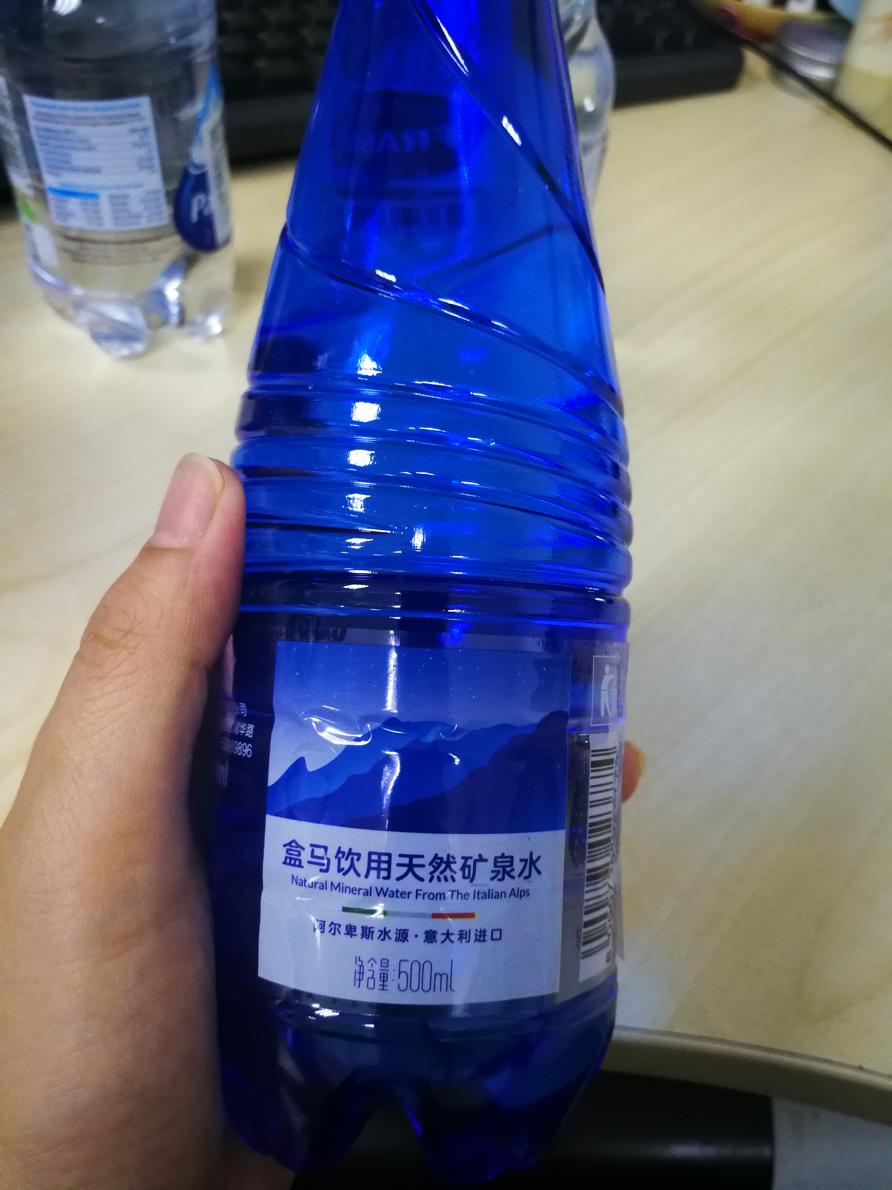 42种矿泉水测评之一 你知道的牌子几乎都在