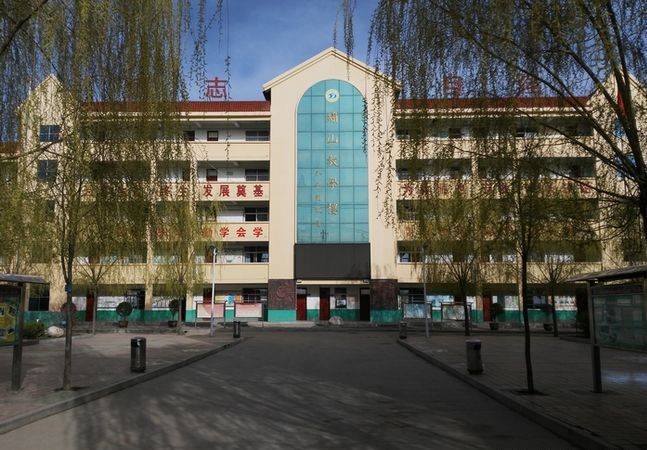 陕西铜川这四所高中，成绩平淡无奇，却已是全市前列