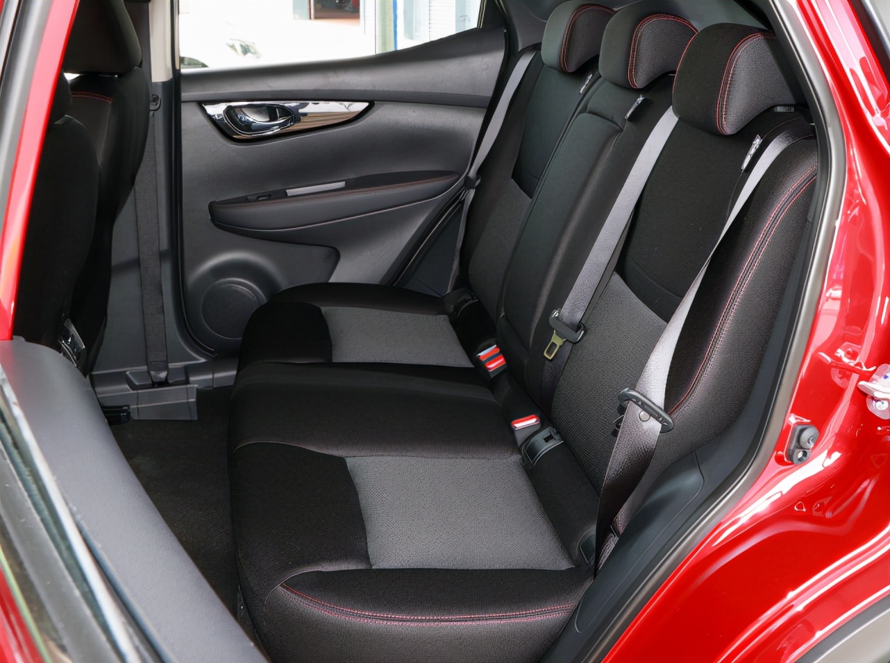 提新车过国庆，15万提了逍客，用车一个月