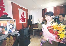 世界杯主题曲沙宝亮(被藏17年的照片曝光：那一年，张国荣逝世，梅艳芳病倒在舞台上)