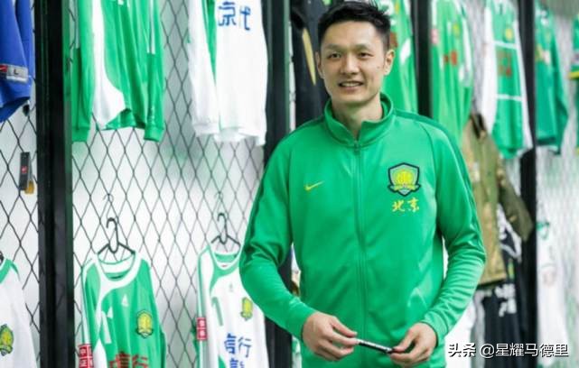 楊智告別國安球迷（曝36歲功勛國門告別國安！近2年0出場，曾因夸張翻滾惹怒恒大球迷）