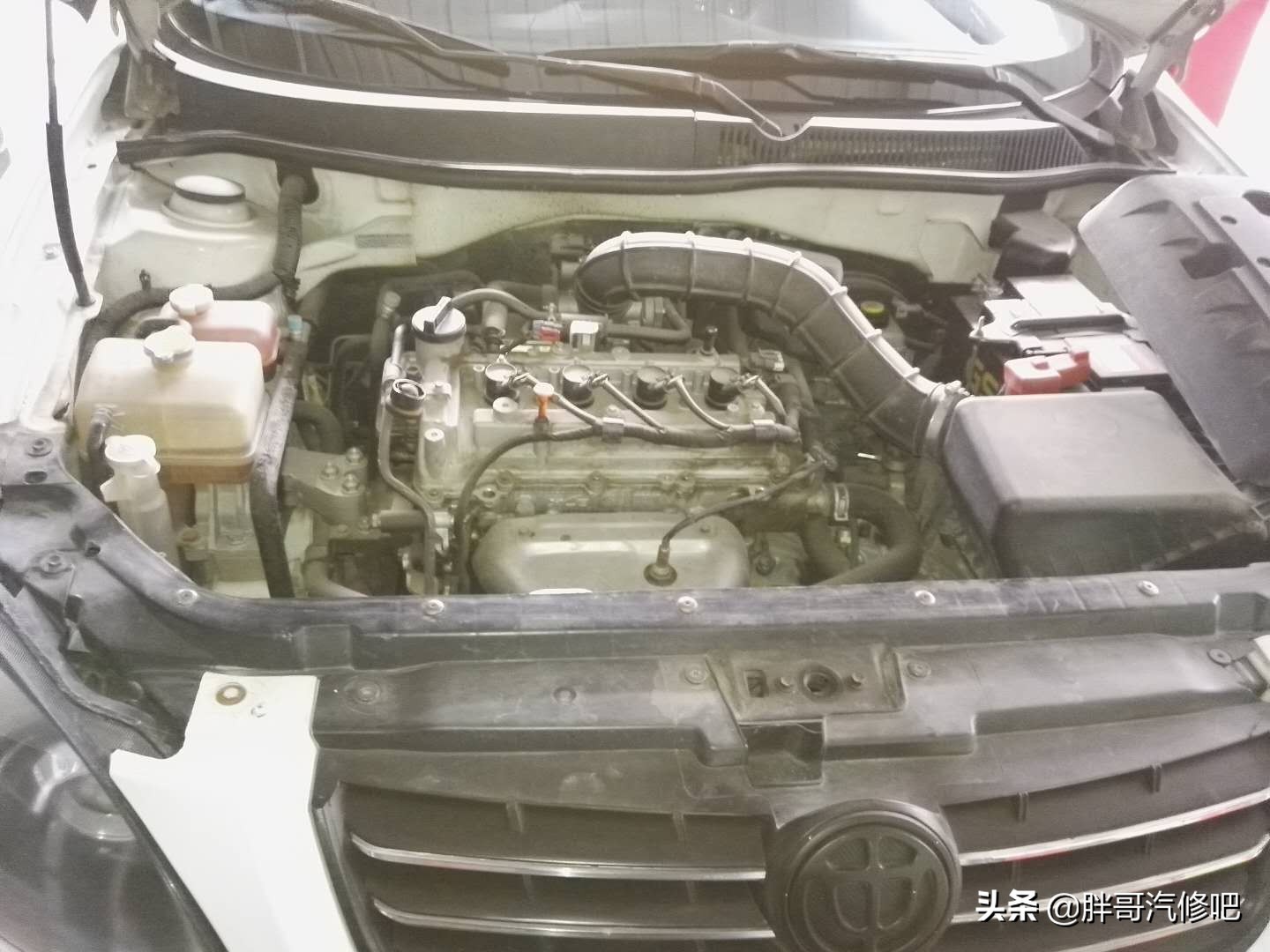 年底了胖哥2万收车，外观内饰非常好，完整的发票就值2000元