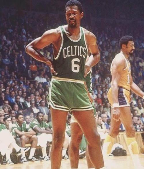 nba球员为什么穿紧身短裤（原来球星也有特殊癖好，詹姆斯成标志，乔丹有够奇怪）