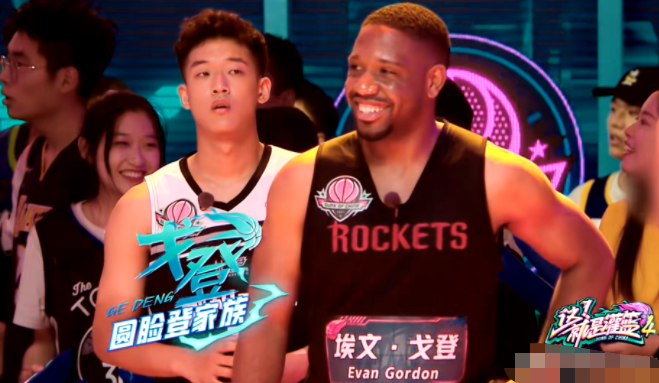 这就是灌篮为什么没有nba(一锅鸡汤熬四年，播放超76亿，《这就是灌篮》凭什么这么“豪横”)