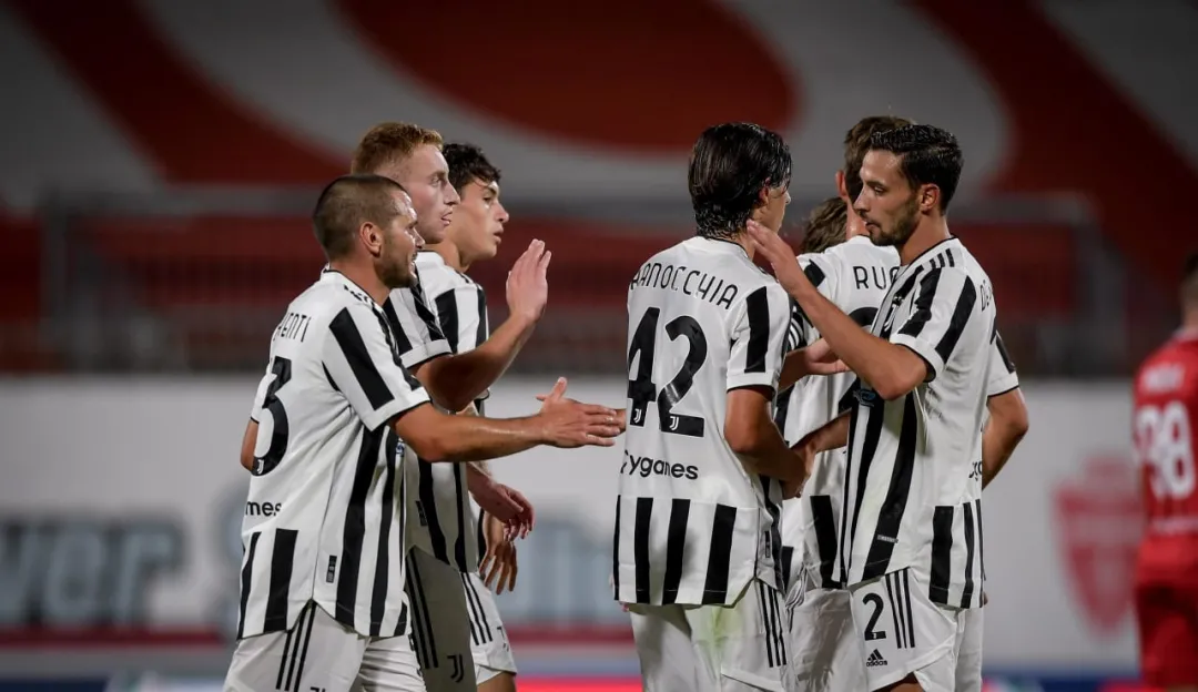 若热将在周四到达都灵城报道（尤文战胜蒙扎捧起贝卢斯科尼杯，桑托斯锋线新星将以300万欧加盟）-趣拿体育