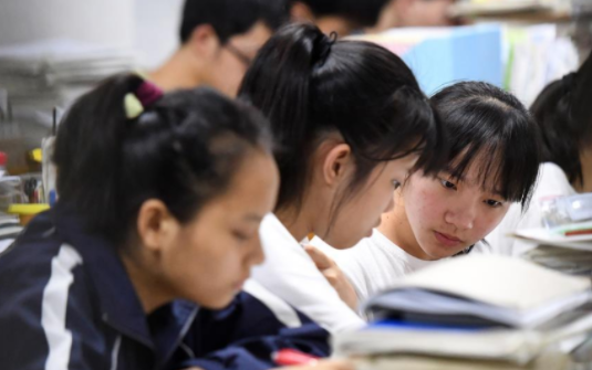 同是大专，高等专科学校和职业技术学校的区别很大，学生要早知道