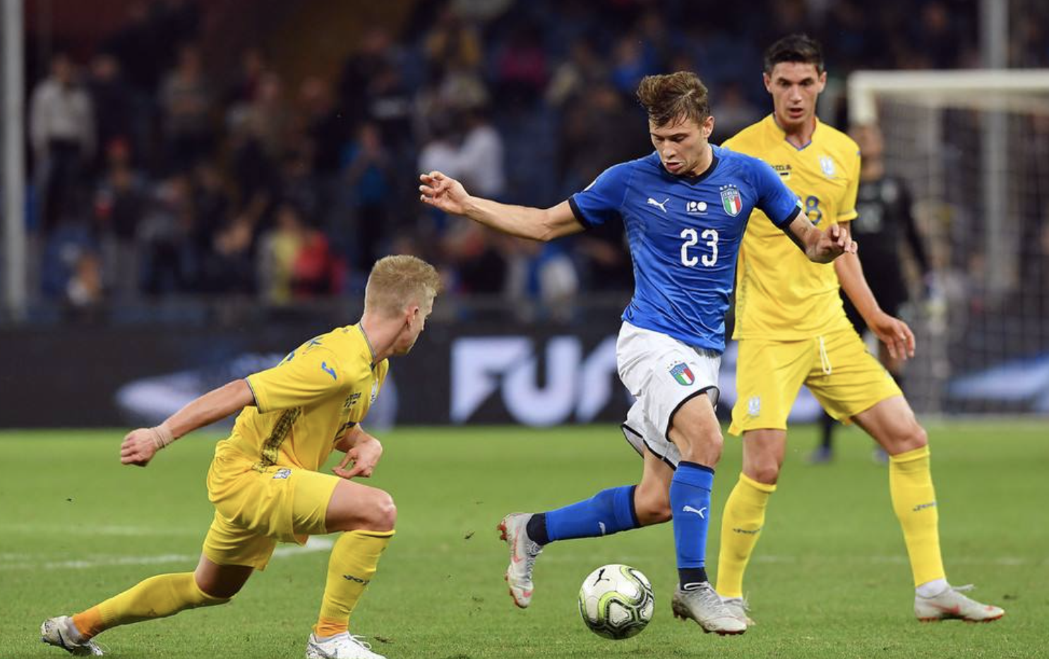 很快会敲定巴雷拉的新合同(名记爆料:当选9月最佳的巴雷拉,接近与国米