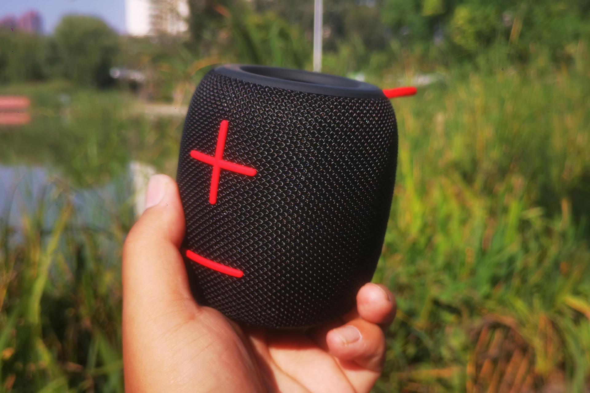 澎湃声场小钢炮 Sanag蓝牙音箱M11轻体验