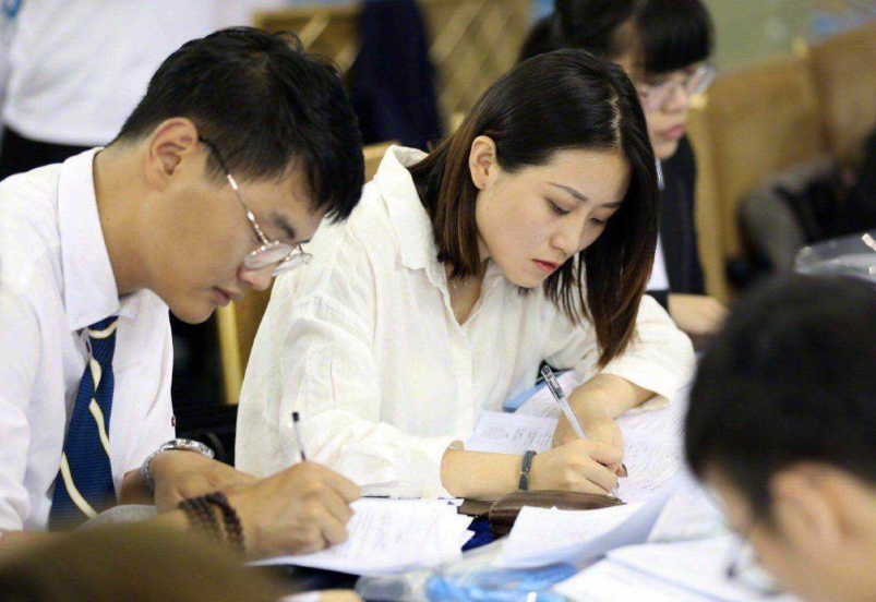 提前批次是怎么回事？适合什么学生报考？2021年考生要早了解