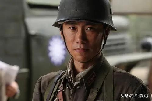 小鲜肉就别演军人了，让这10位硬汉男星告诉你，什么才是军人形象