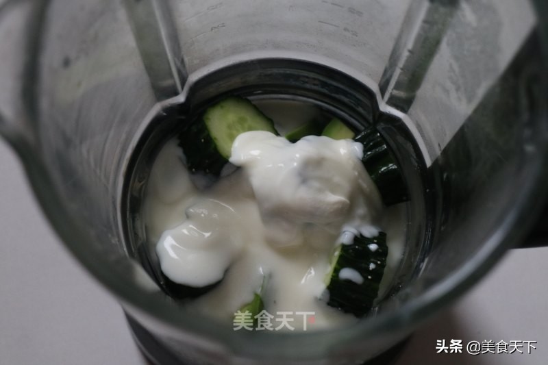 牛油果怎么吃最好吃法（教你吃牛油果最香的方法口感丝滑）