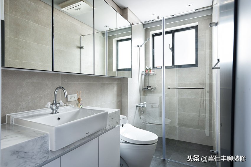 134㎡四室兩廳两卫，取消电视墙，兒童房不放床，实用又敞亮