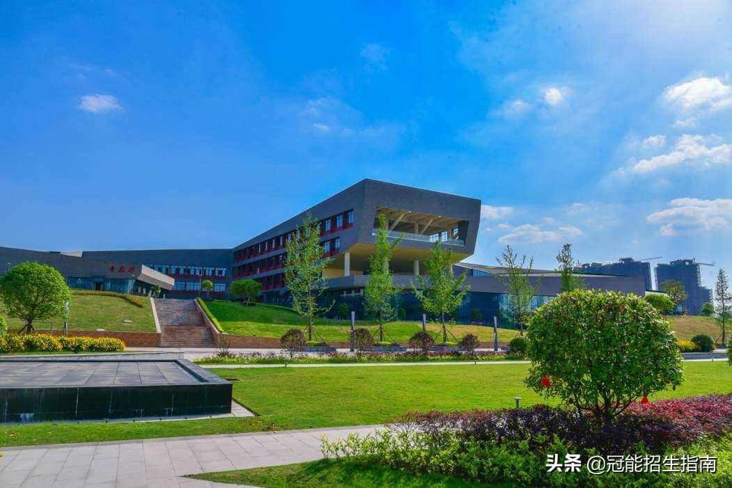成都大学计算机学院（成都计算机学校最好的是哪家）