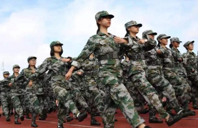 大一新生为何要进行军训？军训时有哪些注意事项，新生要提前了解