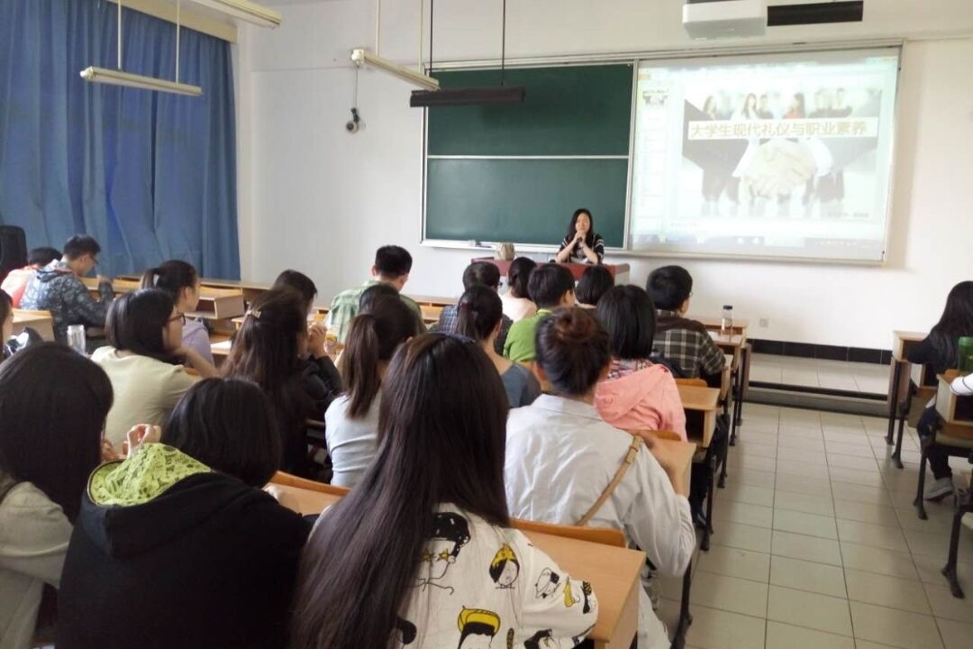 同一所大学，一本和二本批次有什么不同？毕业证基本看不出来