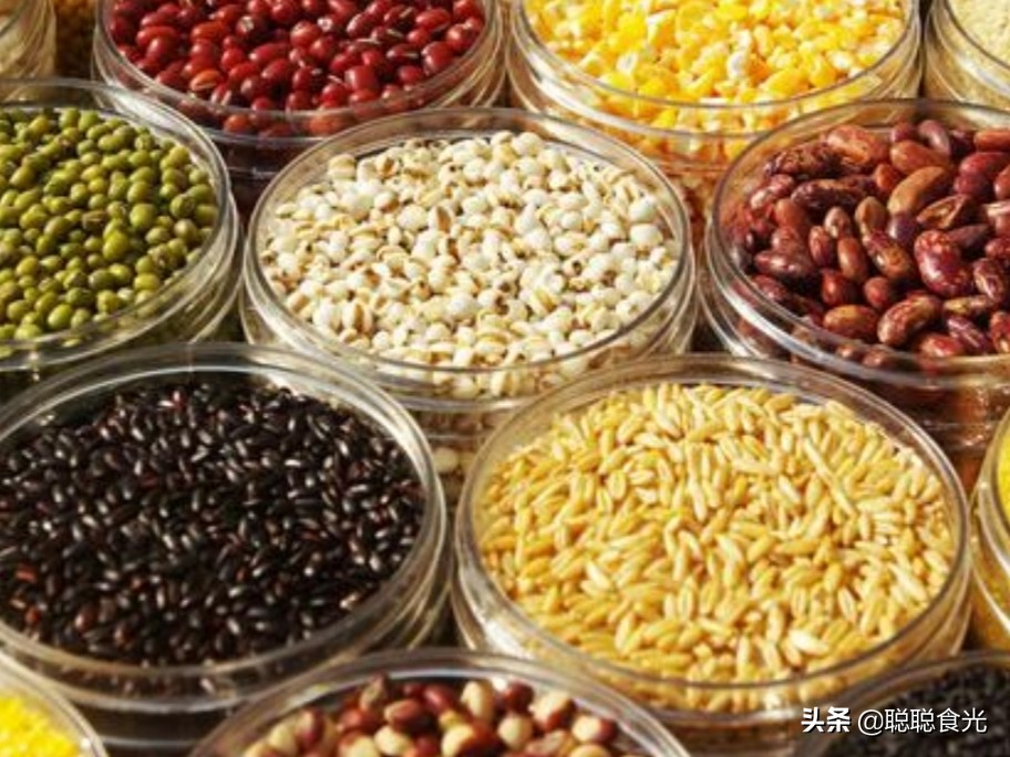 原來保存糧食這么簡單，放一年都不生蟲，學會了放心囤