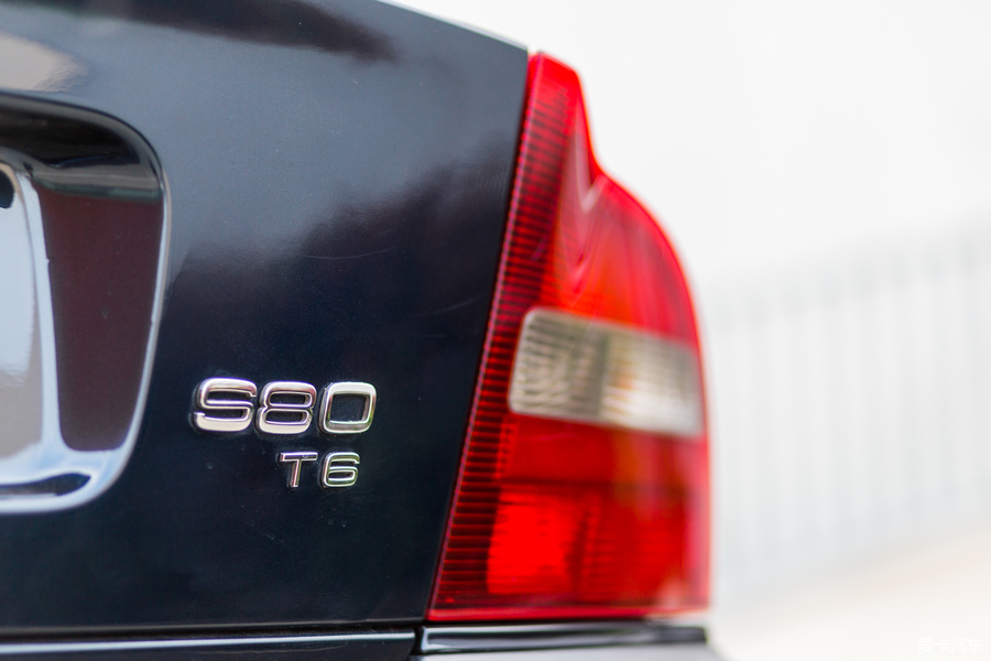 车载传真机真是活久见！体验经典老车Volvo S80四座版