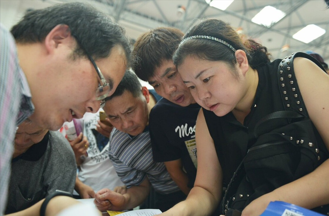 填报志愿后别傻傻等待了，想提前知道录取结果，一招就可搞定