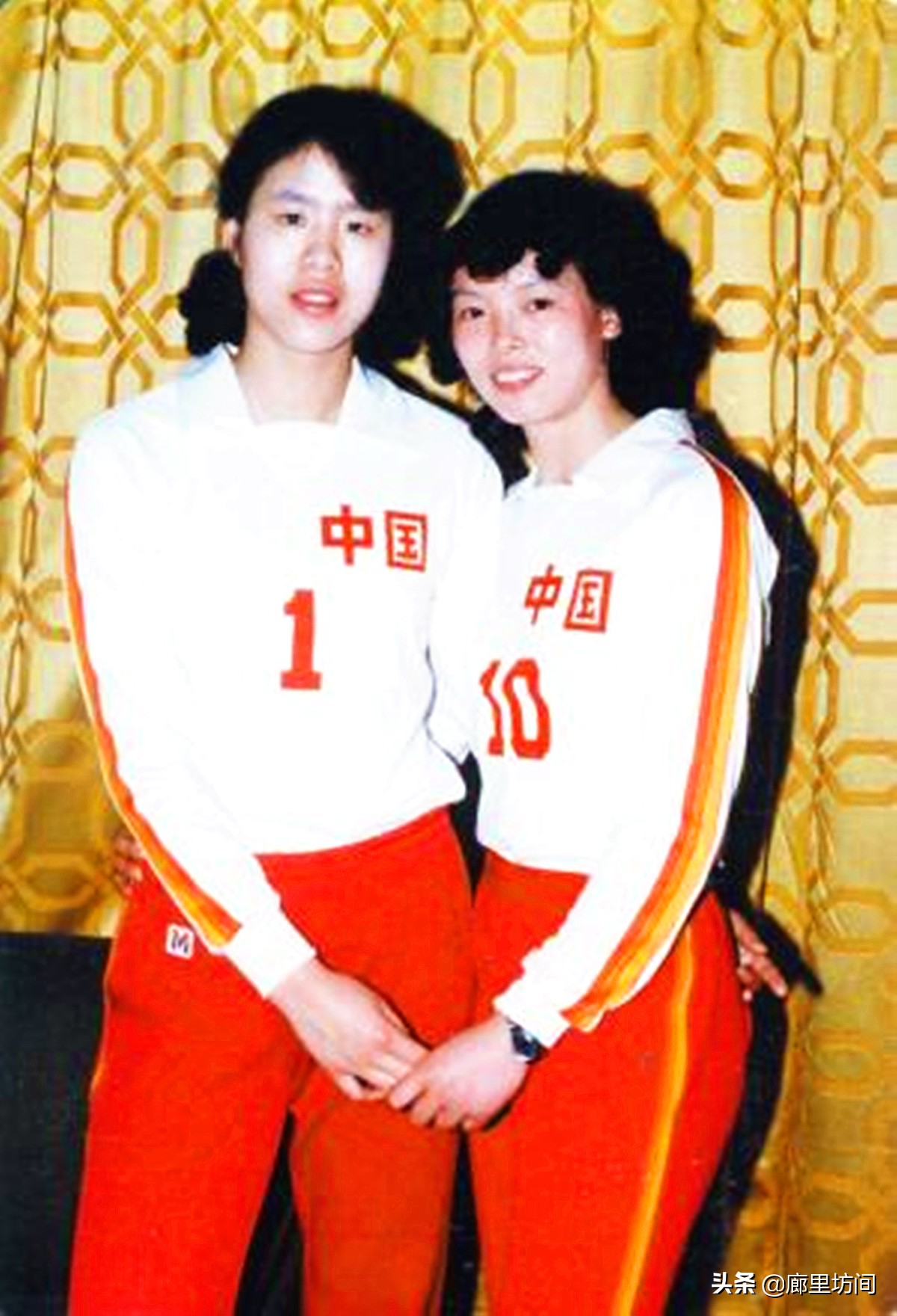 1981世界杯女排名单(老照片：1980年代中国女排“五连冠”队员风姿 第一美女当属杨希)