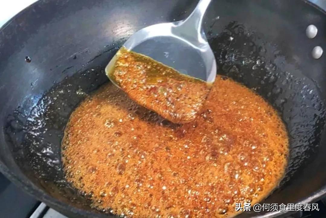 二十年厨师，炒糖色都不一定甜苦兼并，这个方子红亮不发苦