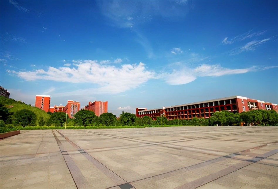 华南政法大学(广州两所大学亮剑)-知识分享