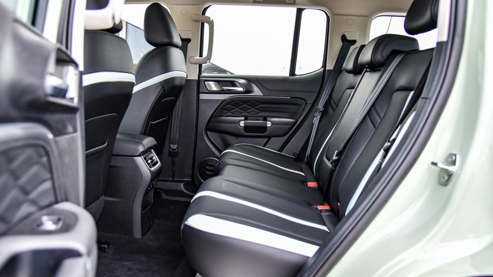 20多万可以越野的城市SUV，坦克300城市版值得买吗