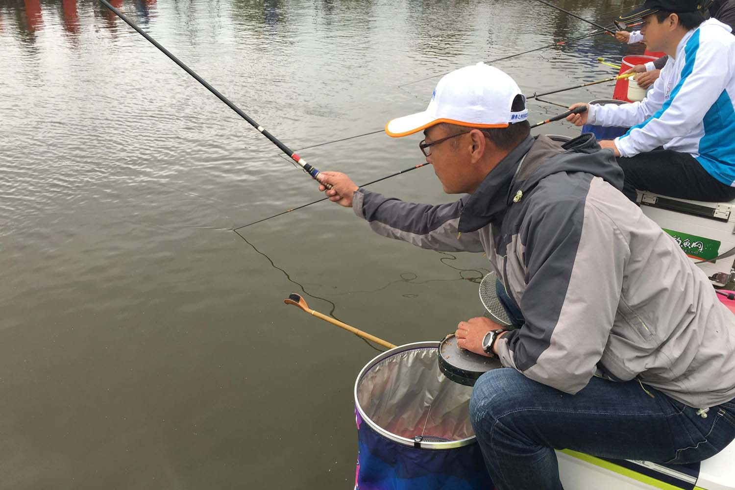 这种黑坑每月亏几万是常事