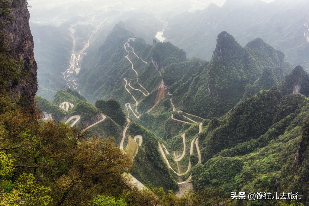 贵州早就该成为热门旅游地了，但确实不适合旅行团，更适合自由行