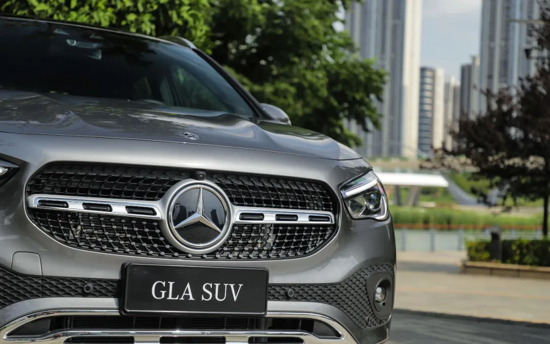 奔驰最便宜的SUV，香不香？GLA开过以后值得买吗？