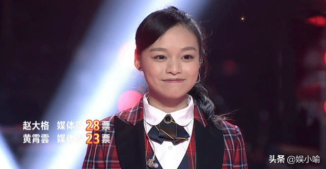 曾经连决赛都没进，如今是《好声音》导师：黄霄云靠什么征服选手