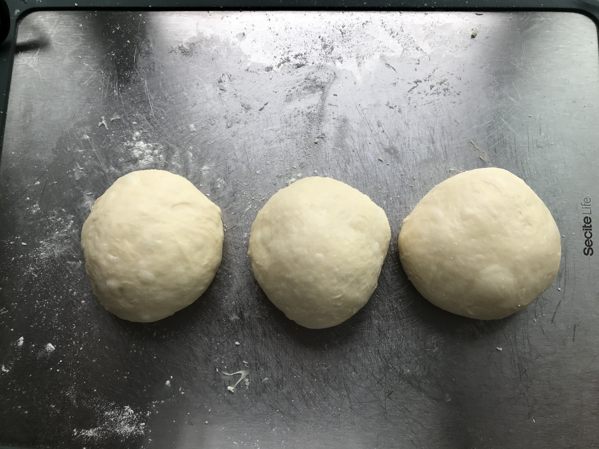 图片[8]-【中筋面粉版本吐司】做法步骤图 暄软又拉丝 放3天也不硬-起舞食谱网