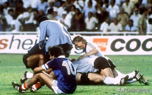 世界杯加时赛和点球赛2018(1982年世界杯半决赛，不可思议的加时赛，第一次点球大战)