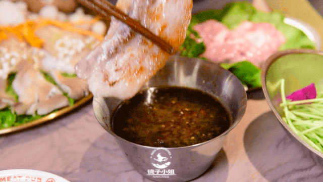 ⎾黑龙吃肉酒馆⏌新晋潮人打卡地，涮+烤+酒馆一站式嗨体验