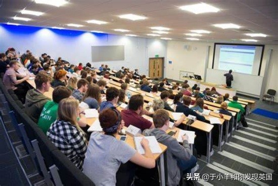 英国留学，如何机智选课、拿高分？看看学姐在英国的选课技巧？