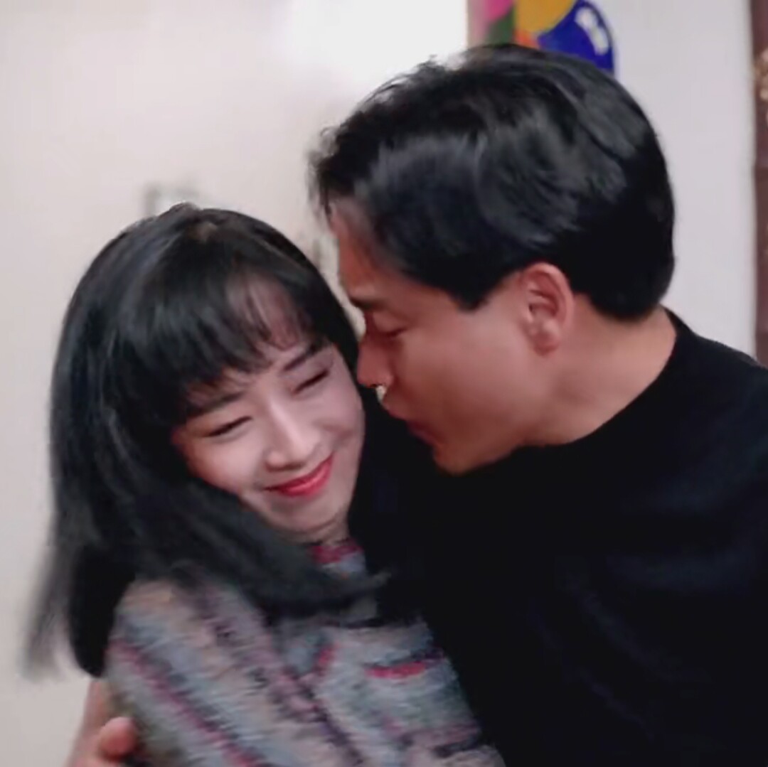 张国荣为什么要从24楼跳下(张国荣24楼跳下楼图片) - 泉兴百科