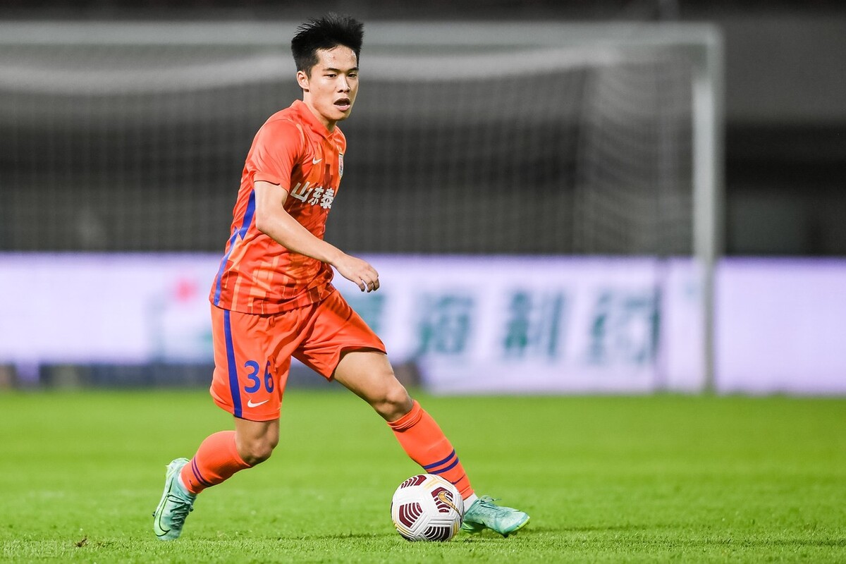 段刘愚或将开启留洋（留洋在望！曝段刘愚即将加盟西甲球队，却可能挤走另1名中国新星）-趣拿体育