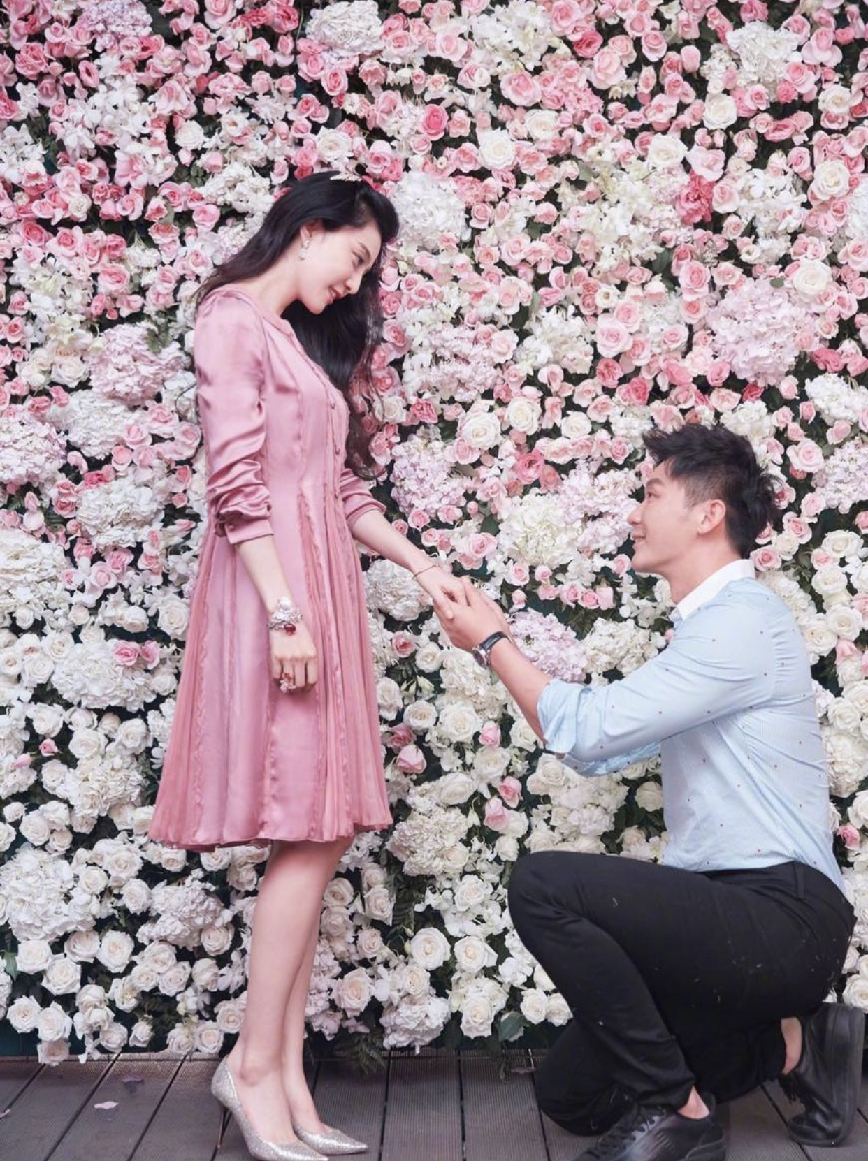 范冰冰结婚了吗(曝李晨范冰冰结婚后又离婚,双方工作室同发声明辟谣