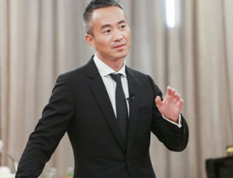 曾是央视主持人，打出租车司机被判八个月，出狱后的他现在怎样了