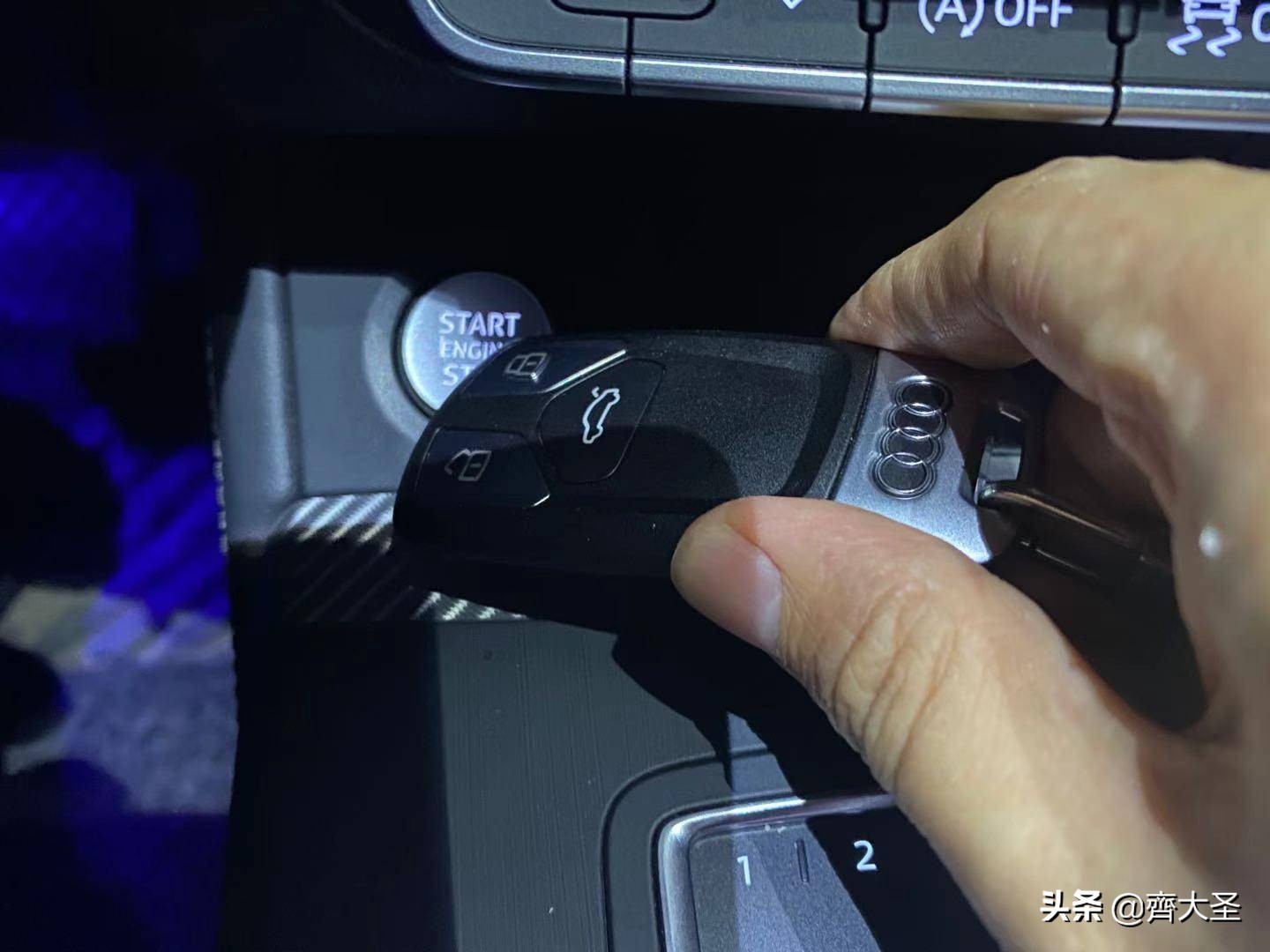 「独家分享」老司机都未必知道的23个车辆隐藏使用技巧