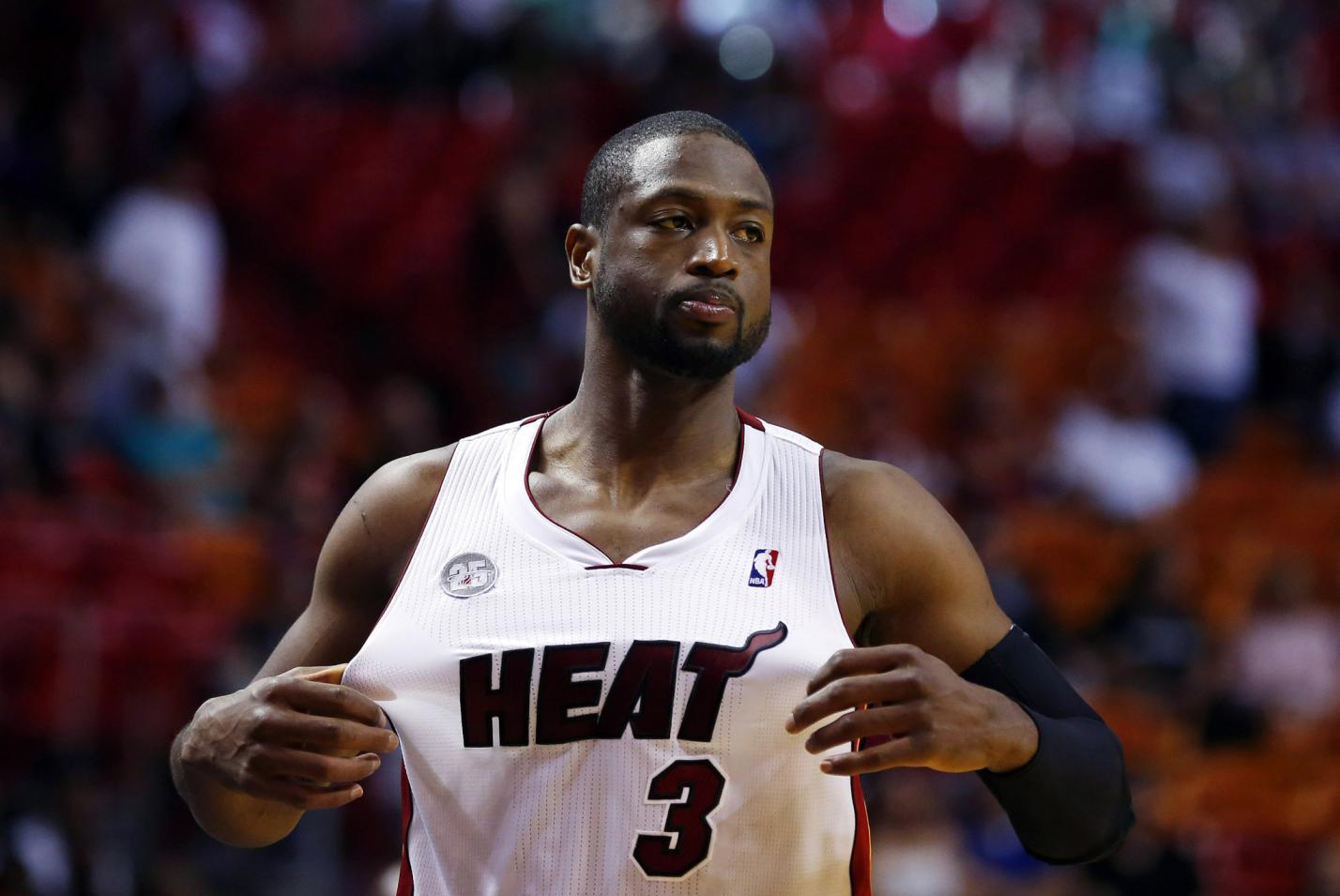 nba的禁穿有哪些（NBA十大禁令你知道几个？不能穿69号球衣，不能和啦啦队员谈恋爱）