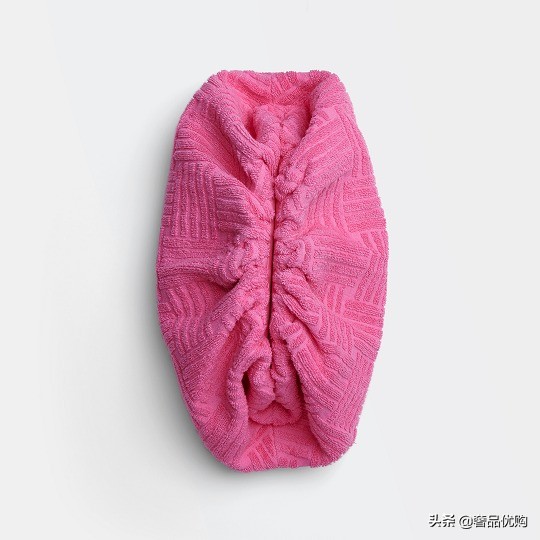 BV新包 | 糖果粉色，毛绒材质