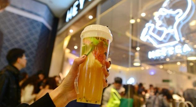 重庆避风塘奶茶的加盟费是多少（一杯能炒到500元，奶茶这场火还能烧多久？）