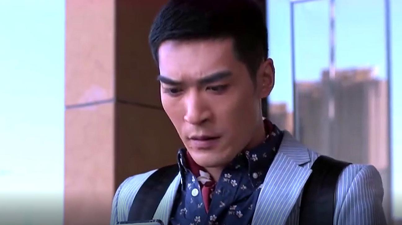 被富婆"包养"的男人们:其实,你的内心,也在嫌弃你自己