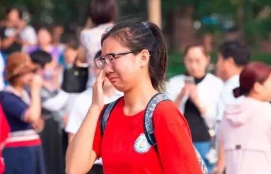 上海有4所臭名昭著的野鸡大学，名字很高大上，毕业证形同废纸