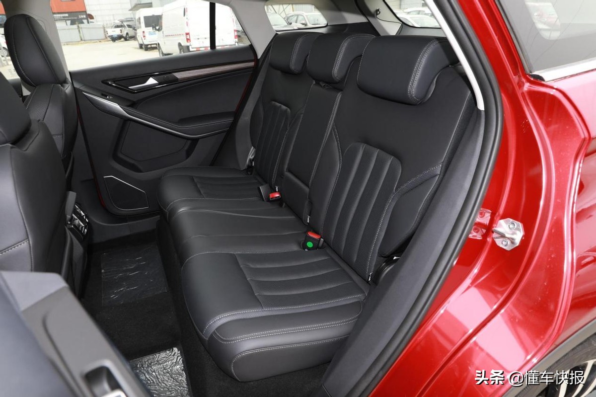14万元可入手的48V轻混家用SUV，福特领界S智领轻混型解析