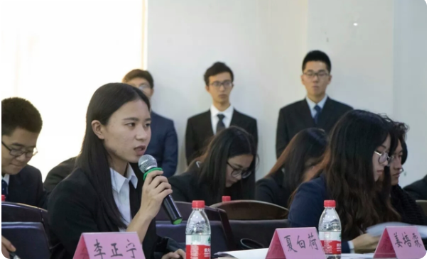 大学里有必要竞选班干部吗？不当班干部的学生，竞争优势少得可怜