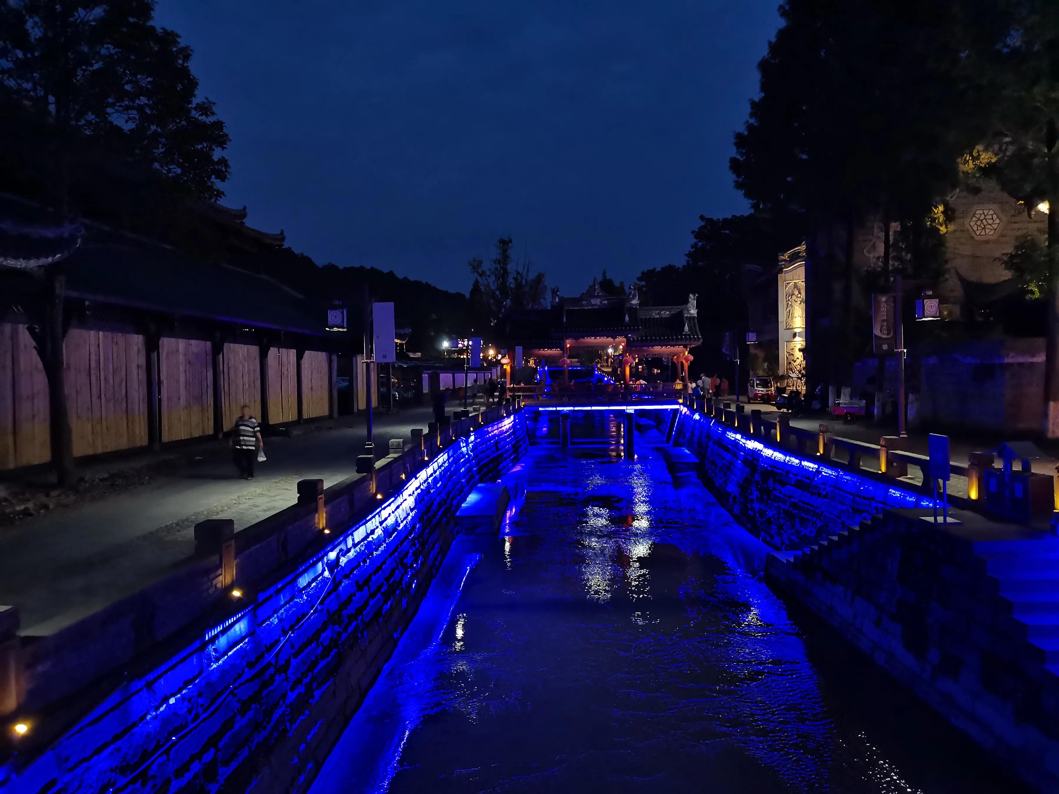 街子古镇夜景观后感集合70句